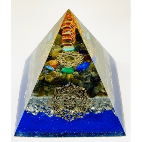 Orgonite Chakra Pyramid, Labradorite 8cm