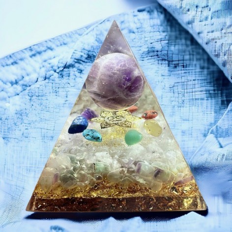 Pyramid Orgonite L, Chakra