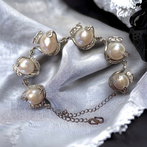 Bracelet artisanal, perles de nacre