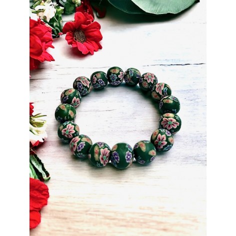 Handcrafted bracelet, 10mm flower beads