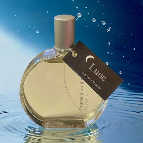 Pillow mist, Moon