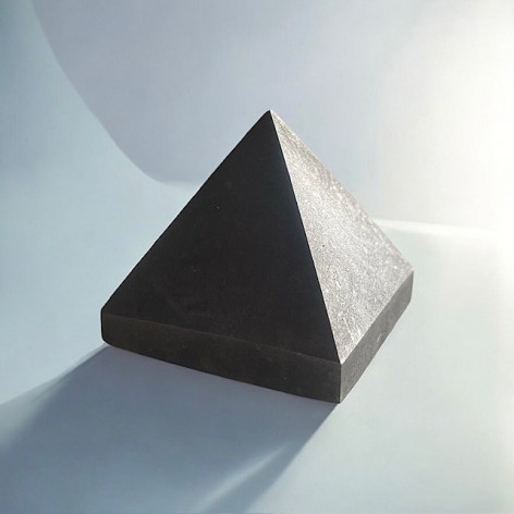 Pyramide Shungite