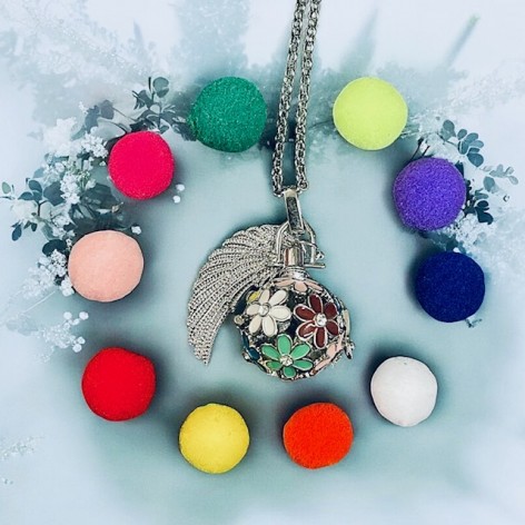 Flower & angel wing diffuser pendant