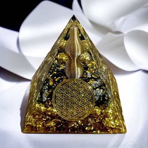 Pyramide Orgonite, Fleur de Vie