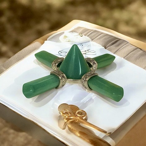 Aventurine, pyramid Energy amplifier