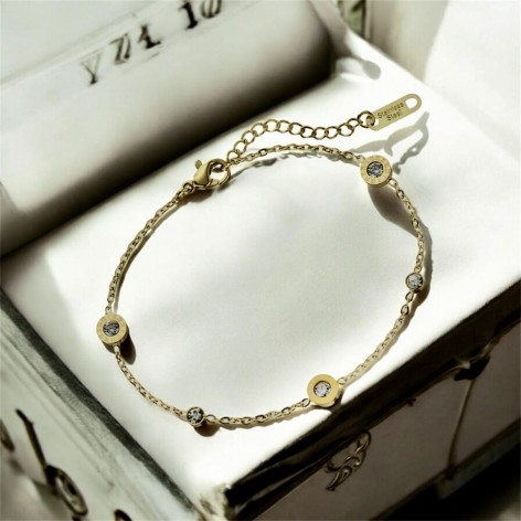 Bracelet plaqué or, Intemporel