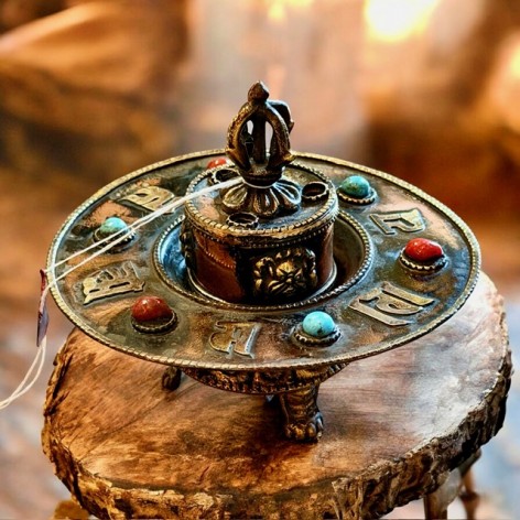 Tibetische Räucherstäbchenbrenner aus Metall